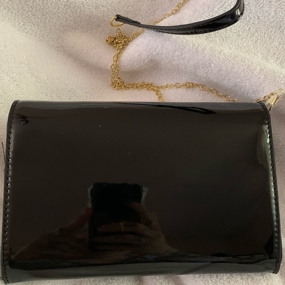 Betsy Johnson patent leather evening bag, black 🖤 - Picture 6 of 8